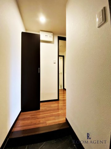 Creo八田弐番館の玄関