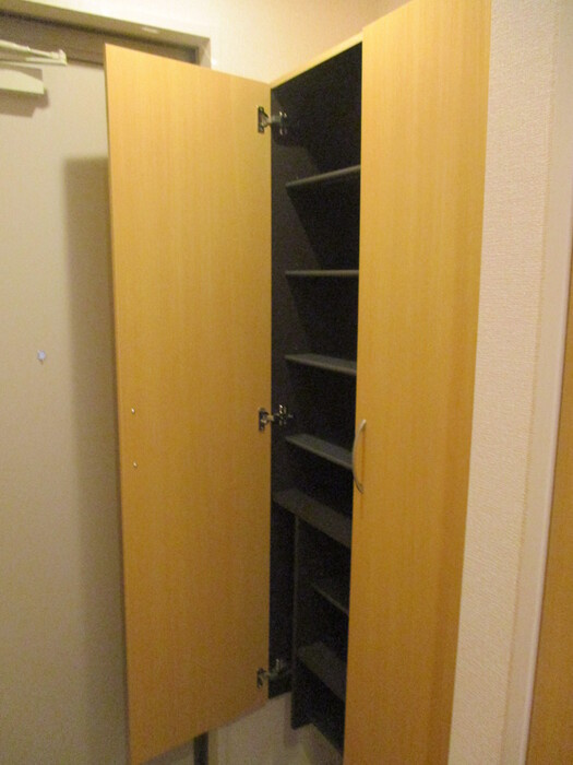 熊本市東区月出６丁目のアパートの収納