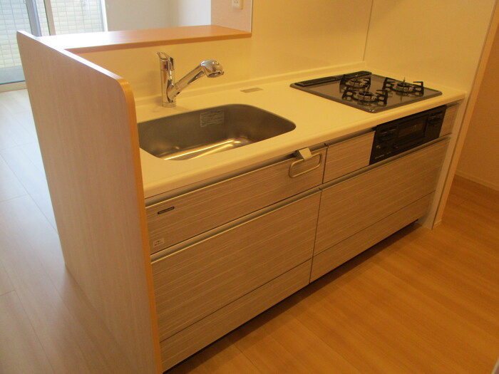 熊本市東区月出６丁目のアパートのキッチン