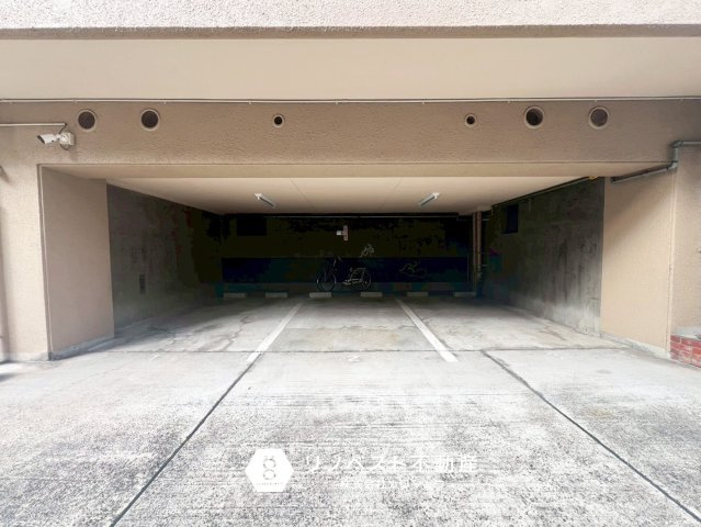 緑橋ピアガーデンズの駐車場|敷地内駐車場完備◎
最新の空き状況はお問合せ下さい♪