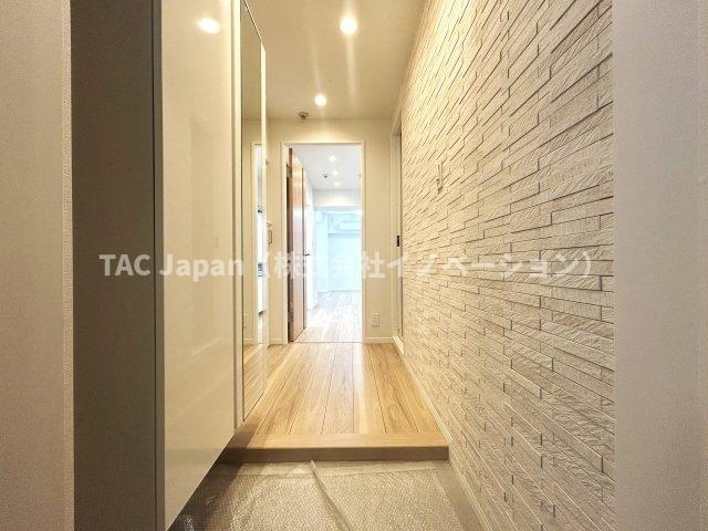 東池袋ハイツ壱番館　１５階の玄関|玄関ホールがスッキリ広々としていると帰る時も出ていく時も気持ちが良い。来客を出迎える玄関が綺麗ならその家の印象が良くなる。
