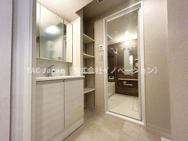 東池袋ハイツ壱番館　１５階の独立洗面台