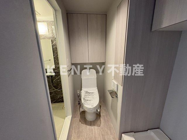 【トイレ】 | シーズンフラッツ大森西 | 落ち着いた色調のトイレです