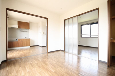  | サン・トュアン