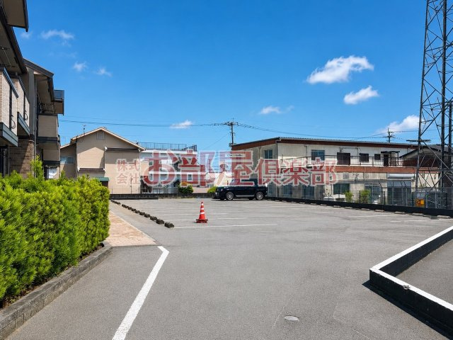 セジュール楠の駐車場|駐車場完備です