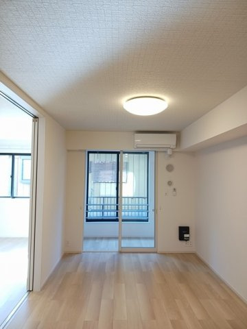 カーサ　フィオーレの居間・リビング