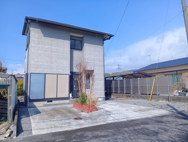 売中古戸建　富士市船津の外観|根方街道まで車で1分、国道1号線まで車で4分です。多方面へのアクセス良好です。