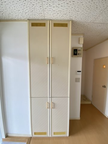 【内装】 | ベルハイムA | 大型シューズボックス
