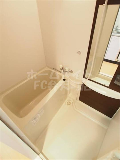 【浴室】 | エステムコート大阪ベイエリア | コンパクトで使いやすいお風呂です