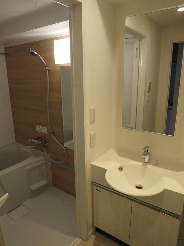 ＨＹ’ｓ　ｒｅｎａｔａ　南砂の独立洗面台