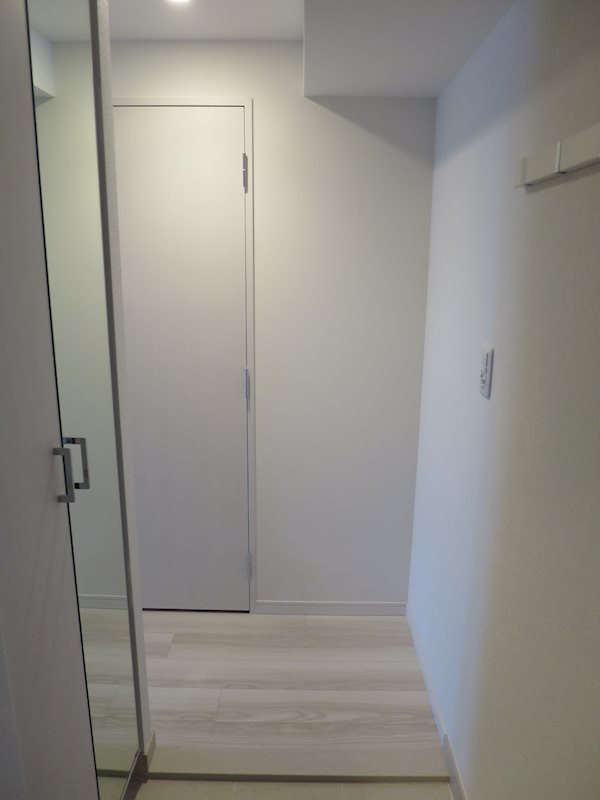 ＨＹ’ｓ　ｒｅｎａｔａ　南砂の玄関