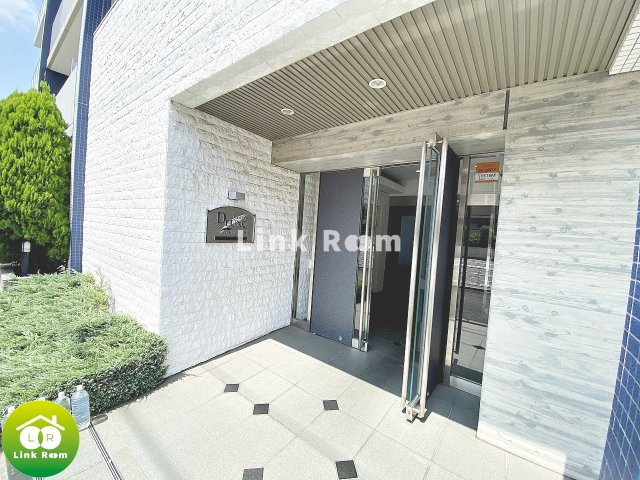 プレール・ドゥーク東雲のエントランス