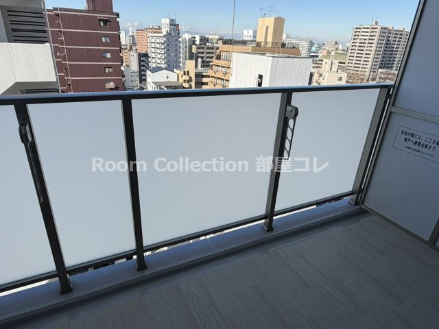 エスリード志賀本通ザ・フロントのバルコニー|同シリーズイメージ写真
反転色違い
現況と異なる場合現況優先