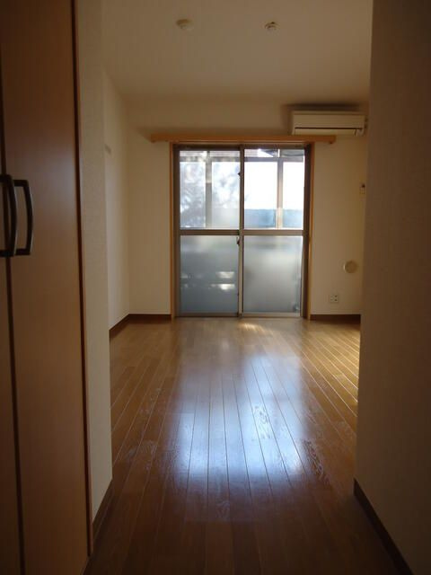 Ｓｕｐｒｅｍｅ　Ｈｉｌｌｓの寝室