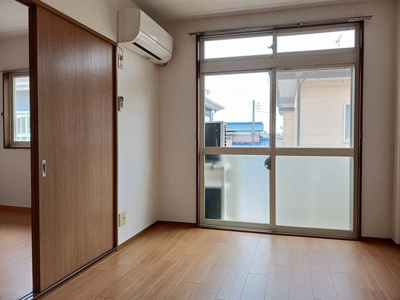 【居間・リビング】 | フレンドリーコーポ