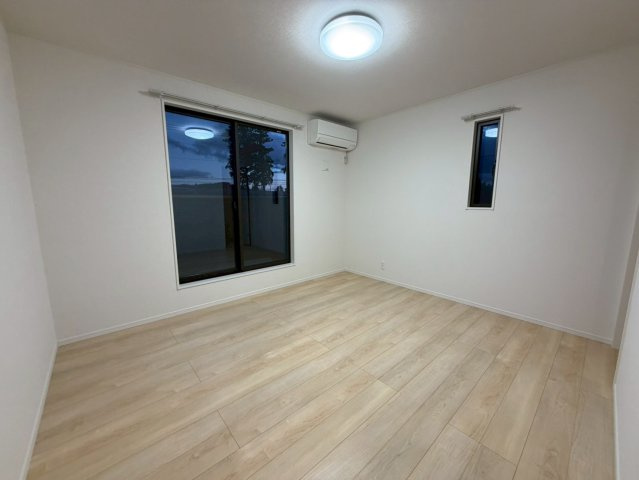 小田倉原貸家の内装