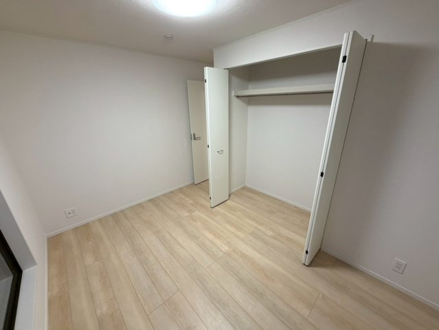 小田倉原貸家の洋室