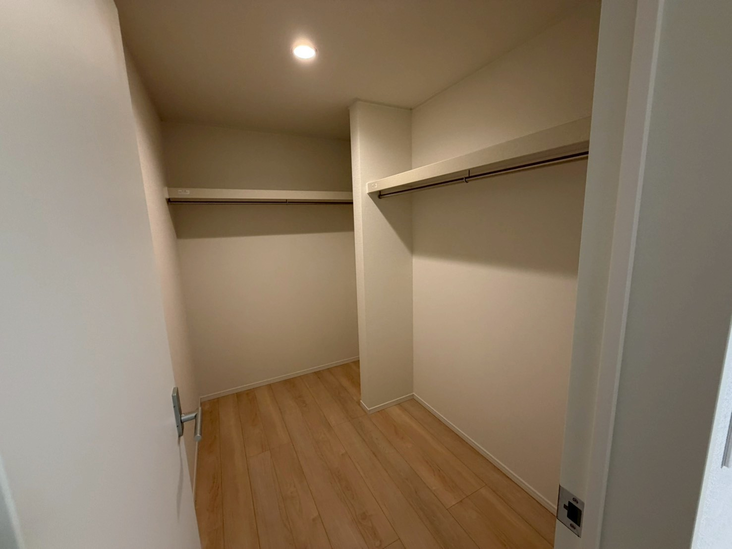 小田倉原貸家の収納