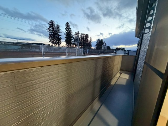 小田倉原貸家のバルコニー