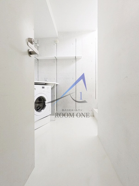 MM1221　WESTの玄関|玄関です。