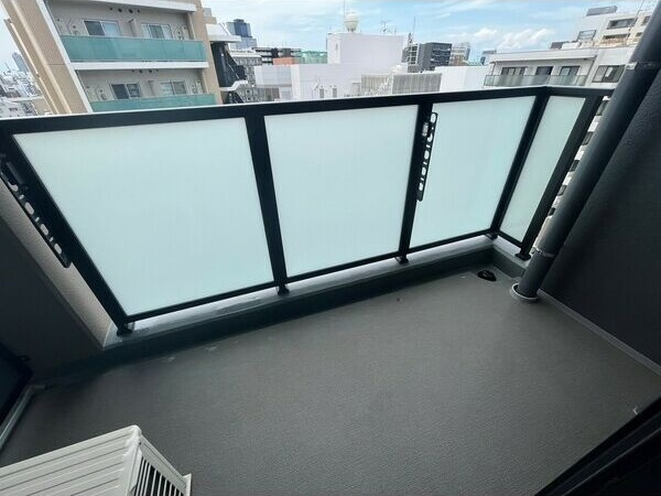 ザ・シンフォニア新栄のバルコニー