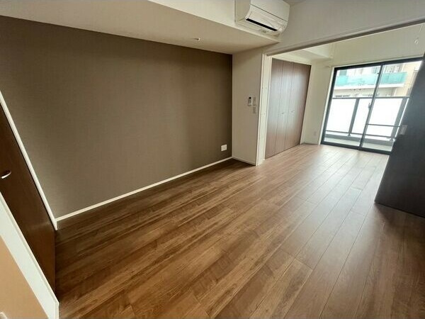 ザ・シンフォニア新栄の居間・リビング