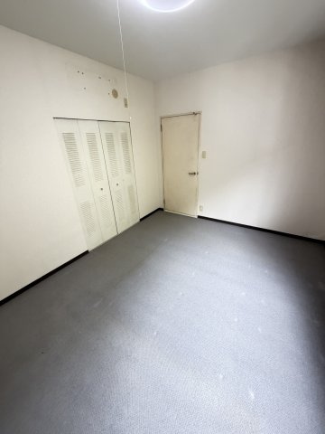 デュコムワイズの寝室