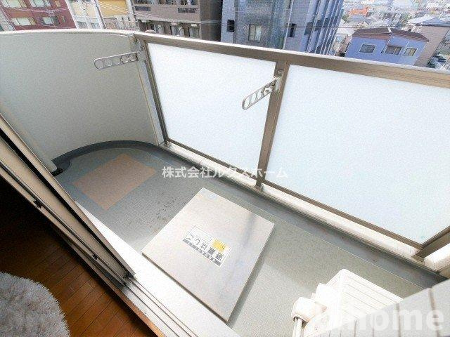 ヴェルデカーサ茨木のバルコニー