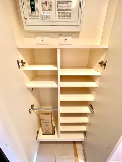 レジディア九段下の収納