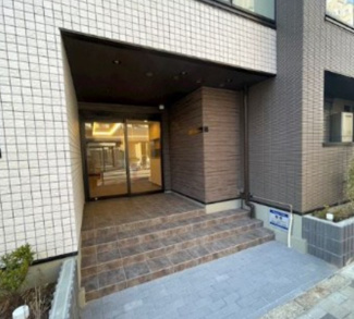 【エントランス】