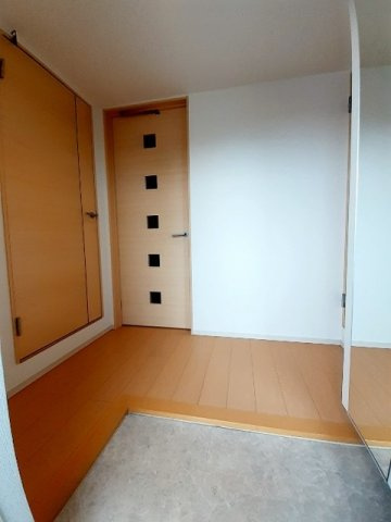 リバーサイドヒルの玄関