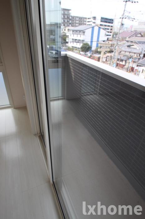 ルージュ・パー・ドゥのバルコニー|バルコニーからの眺めを楽しみながら食事をしませんか