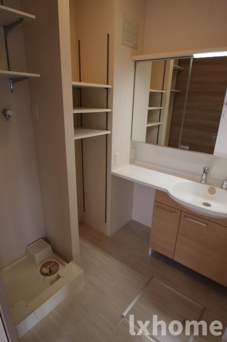 ルージュ・パー・ドゥの洗面所|コンパクトで使いやすい洗面所