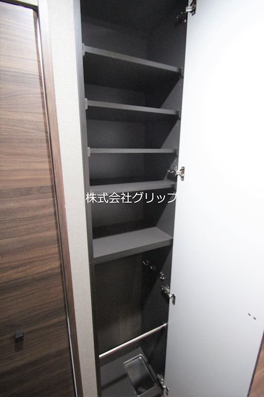 Le'a横濱大通り公園弐番館の収納