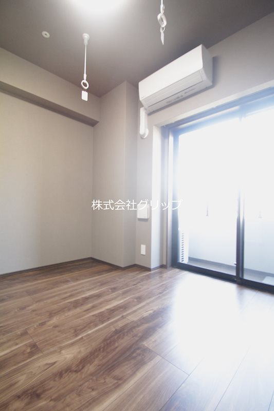 Le'a横濱大通り公園弐番館の洋室