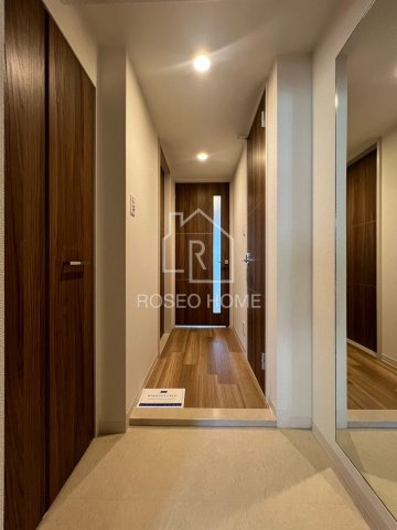 ミラノ堺筋の玄関|同マンション別部屋：参考写真