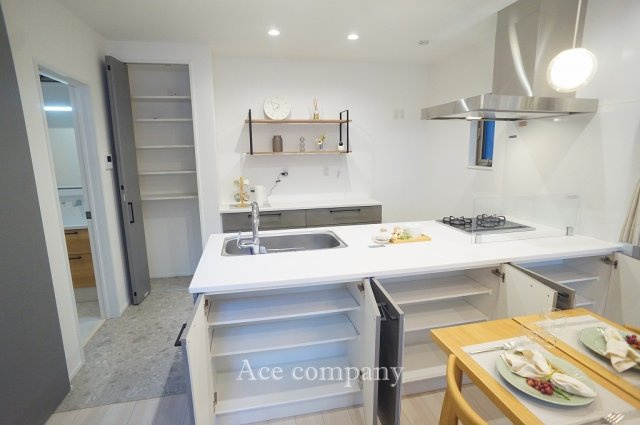 【キッチン】 | 平野区長吉長原西3丁目 | キッチン下部、ダイニング側はカップボード仕様です♪