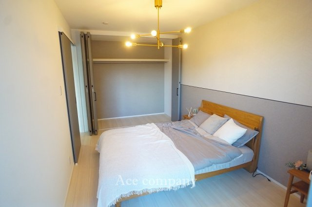 【寝室】 | 平野区長吉長原西3丁目 | 【2階：洋室6.7帖】大容量のクローゼット完備です♪