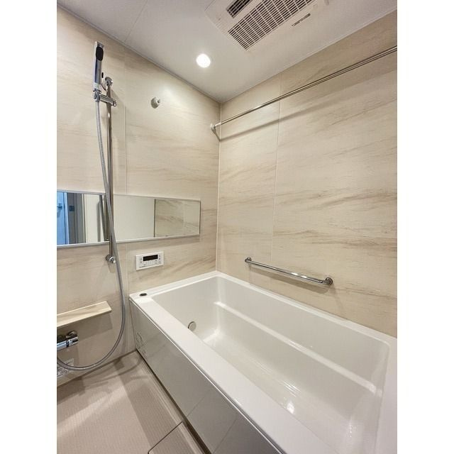 ＢＬＡＵ本所春日通りの浴室