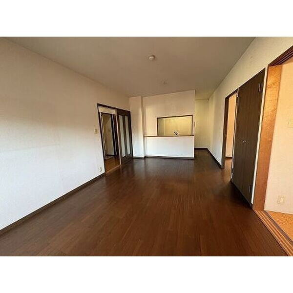 セントポリア桜坂の居間・リビング