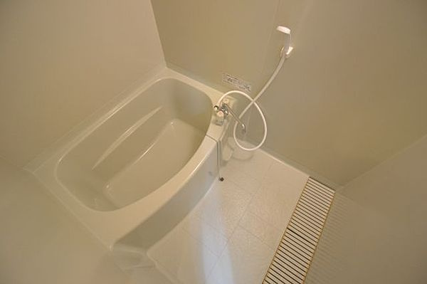 山麓荘の浴室