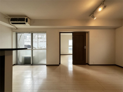 【居間・リビング】 | ベルヴィアージモトスミヨシ | 内装リノヴェーション♪