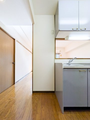 クレイン諸口のその他