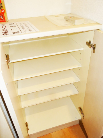 サンテミリオン上井草の収納|下駄箱(同一仕様写真）