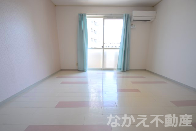 【寝室】 | 落ち着いて過ごせるお部屋なので、寝室にいかがでしょうか