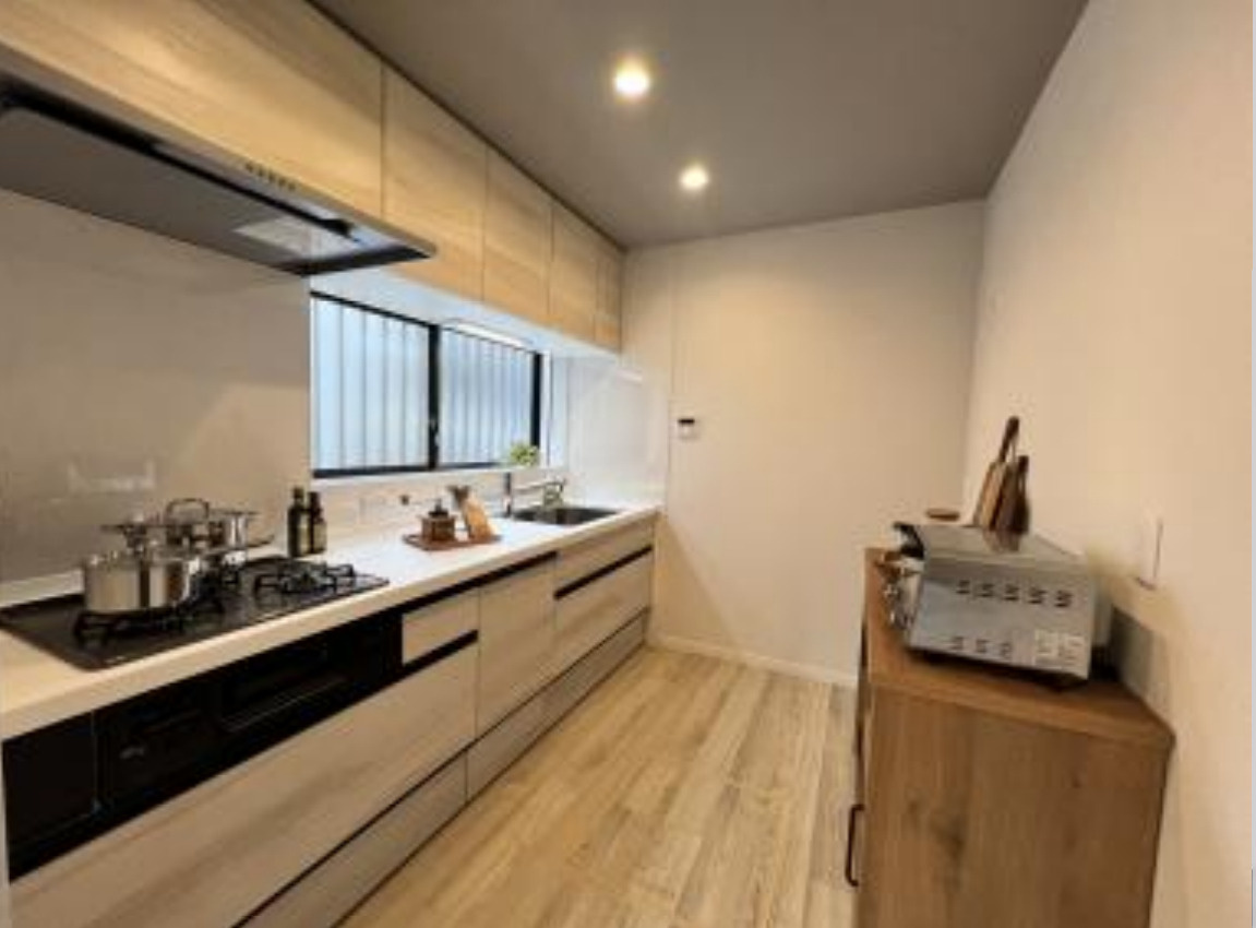 横浜市金沢区長浜1丁目　中古戸建て【仲介手数料無料】のキッチン