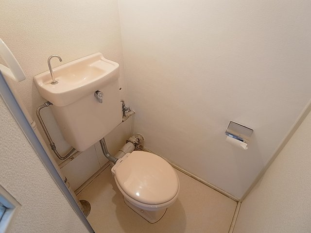 上高丸厚生年金住宅3号棟のトイレ|トイレ