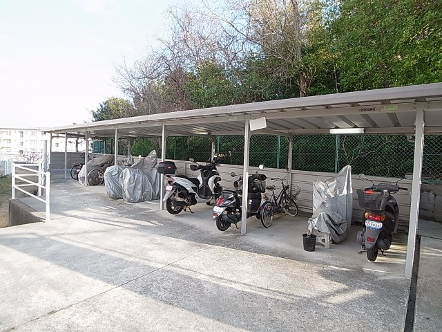 上高丸厚生年金住宅3号棟のその他共用部分|駐輪スペース