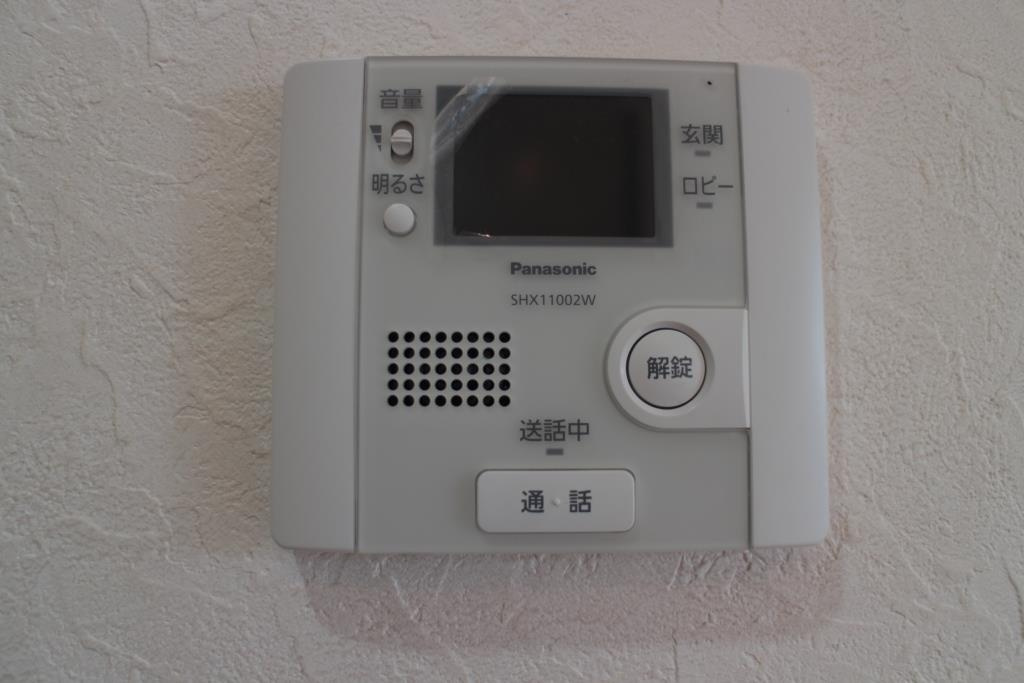 エグゼ神宮前のセキュリティ|モニター付インターホン