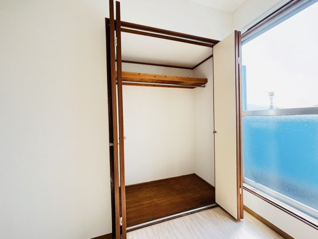 ハイデンス高雄Bの収納